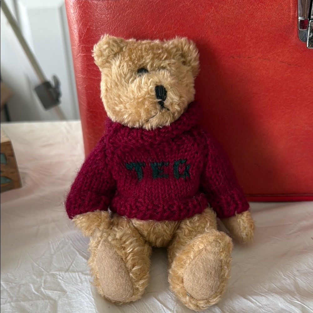 Boyd’s Bear Collection LTD TED Plush Teddy Bear with Red Sweater bc